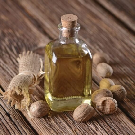 Nutmeg CO² Extract